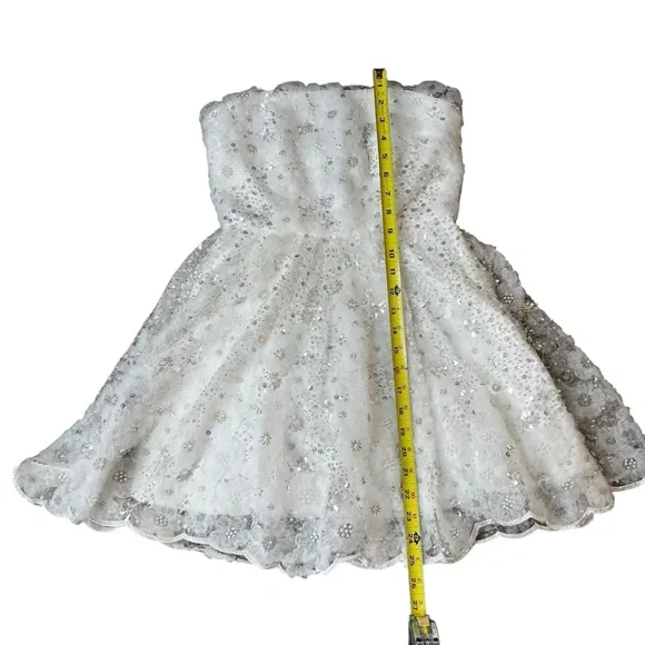 NWT Altar'd State Demi Embellished 3D Florals Strapless Dress Bridal Formal Smll - Picture 8 of 13